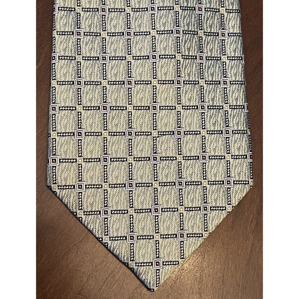 Belisi Hand Made 100% Silk Men’s Neck Tie Made In China